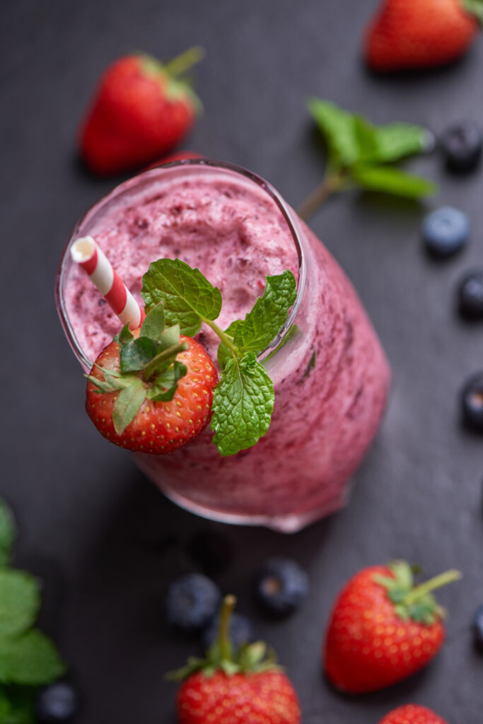 smoothie détox antioxydant aux fruits rouges